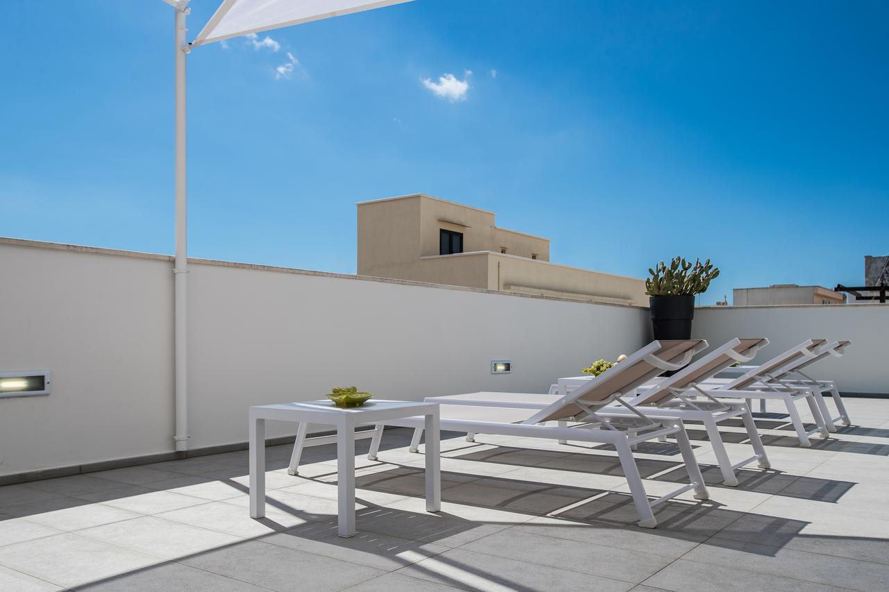 Palazzo Perla Bed & Breakfast Галиполи Екстериор снимка