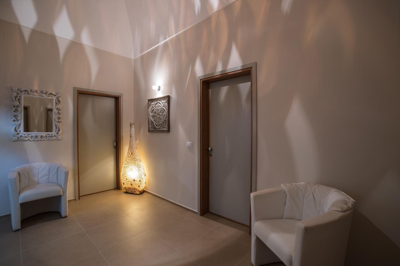 Palazzo Perla Bed & Breakfast Галиполи Екстериор снимка